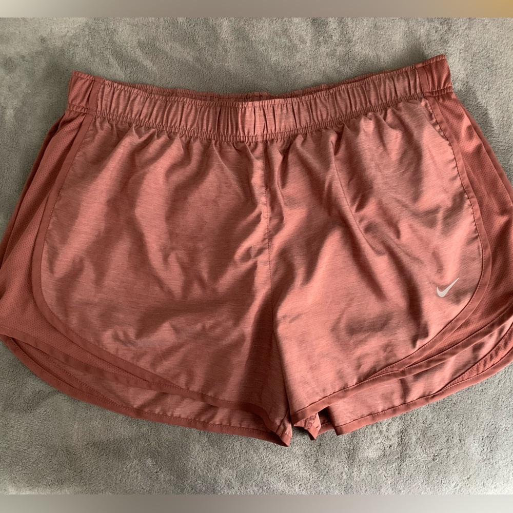 Nike tempo Women's Running shorts